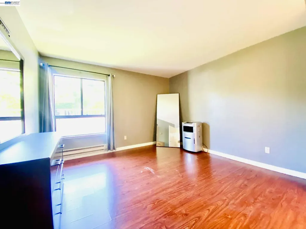2505 Miramar Avenue Castro Valley CA 94546