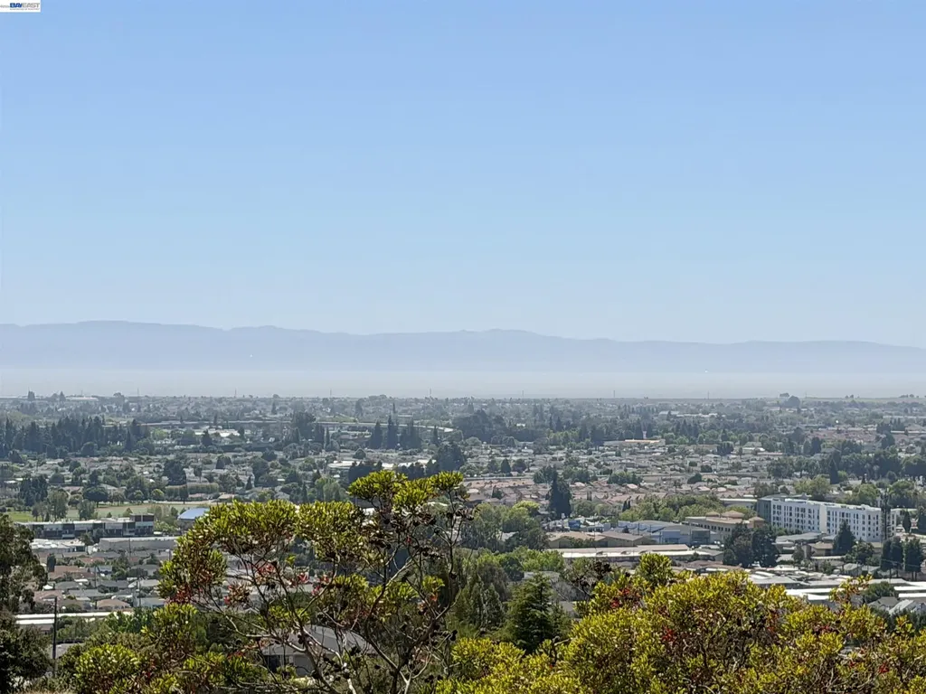 2505 Miramar Avenue Castro Valley CA 94546