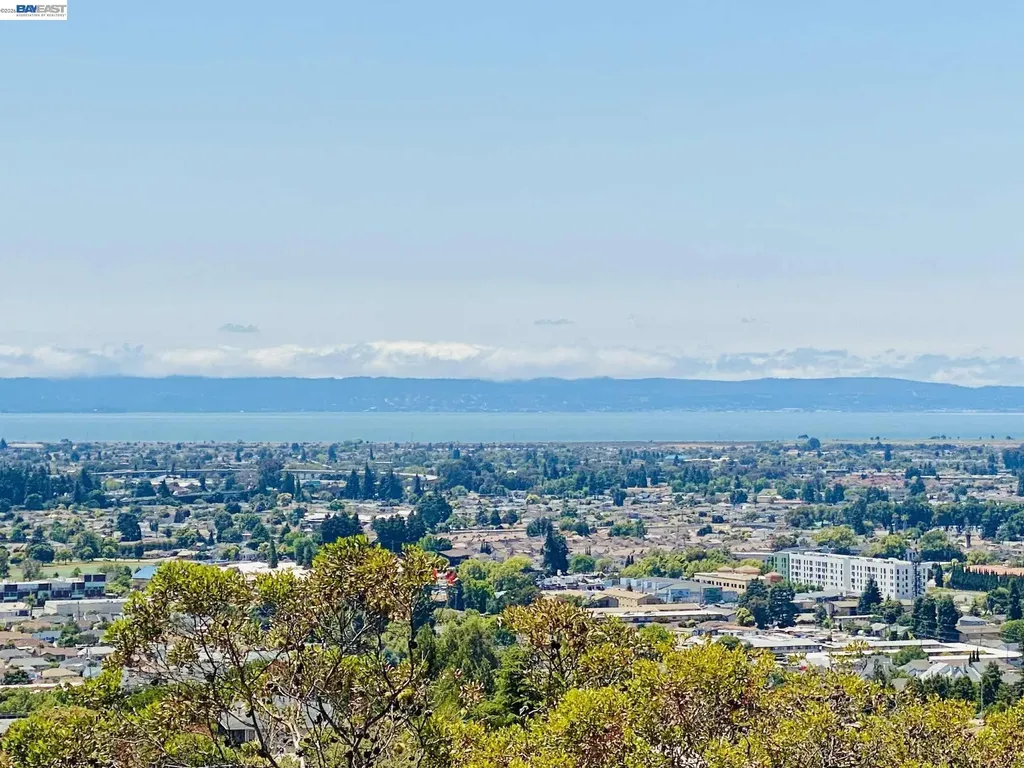2505 Miramar Avenue Castro Valley CA 94546