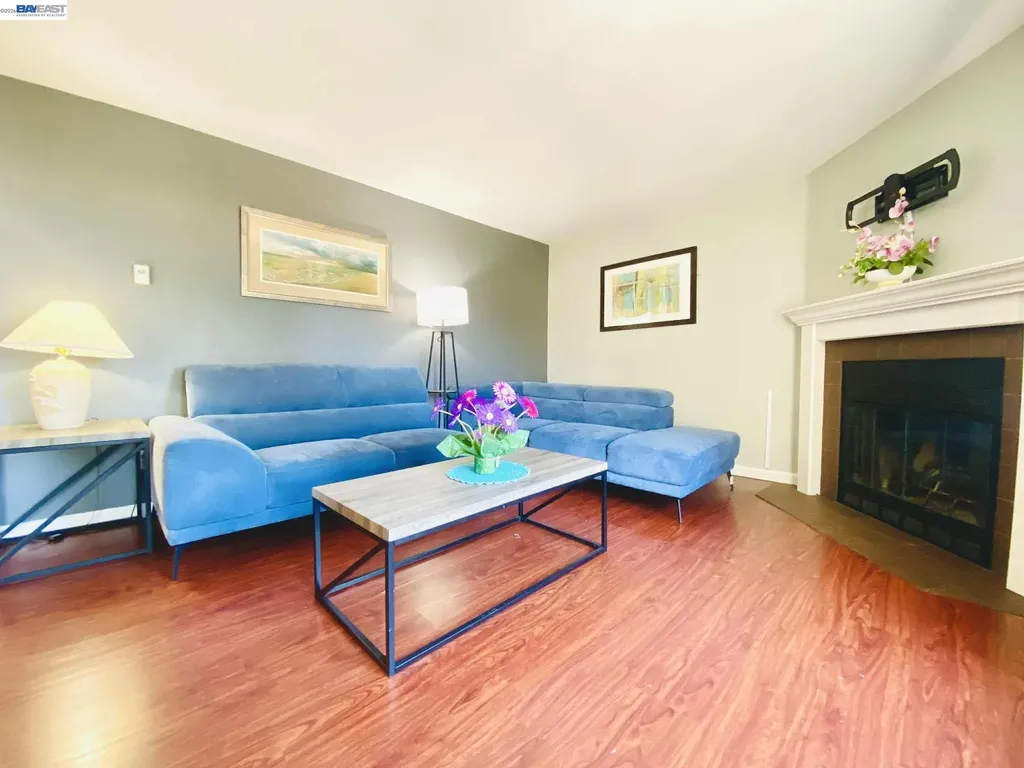2505 Miramar Avenue Castro Valley CA 94546