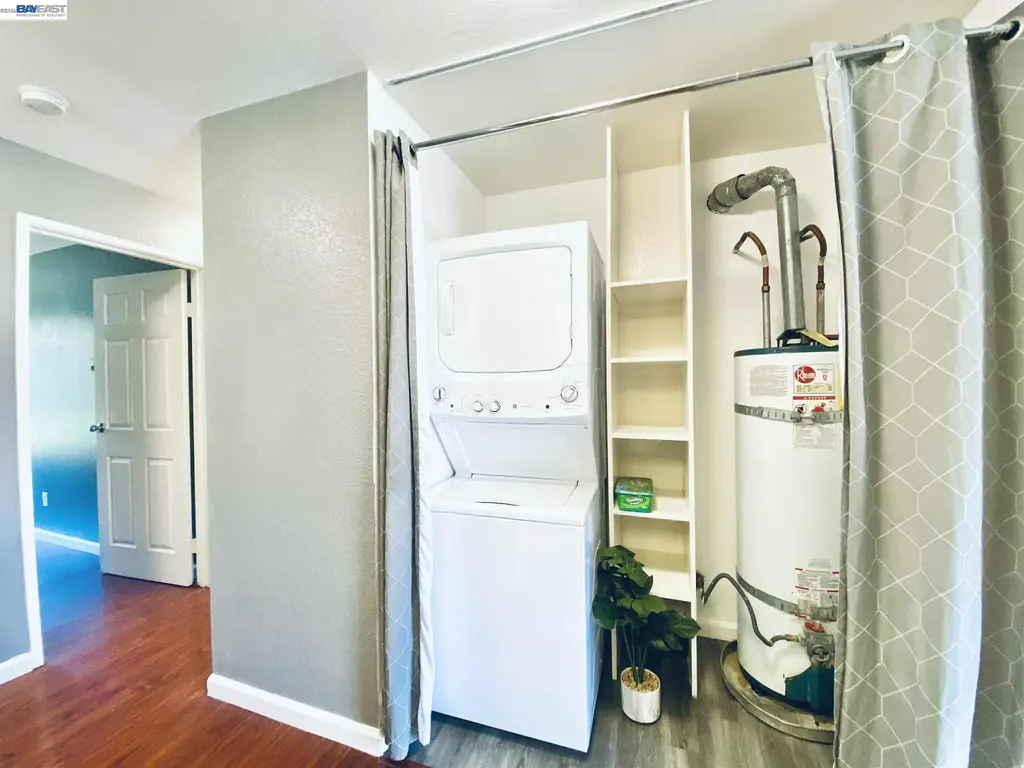 2505 Miramar Avenue Castro Valley CA 94546