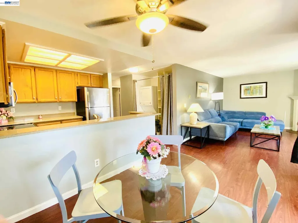 2505 Miramar Avenue Castro Valley CA 94546