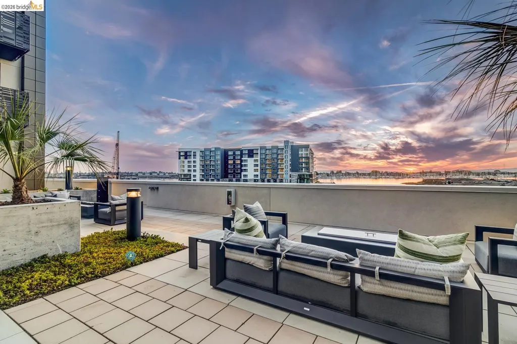260 Brooklyn Basin Way Oakland CA 94606