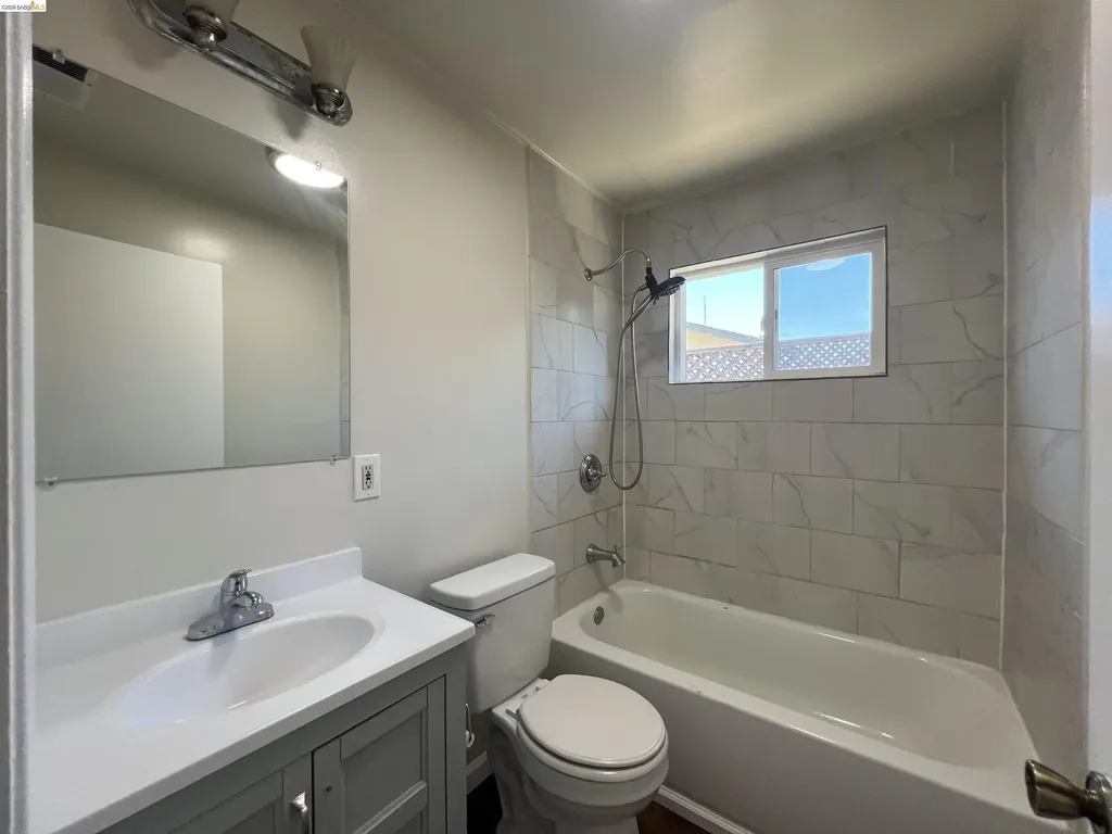 2467 Tanager Circle Concord CA 94520