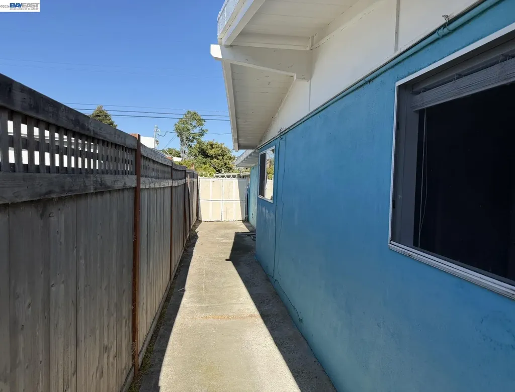 27741 Havana Avenue Hayward CA 94544