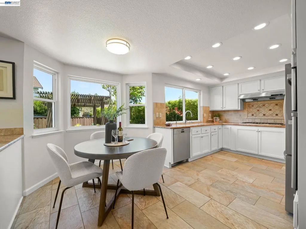 33590 Quail Run Road Fremont CA 94555