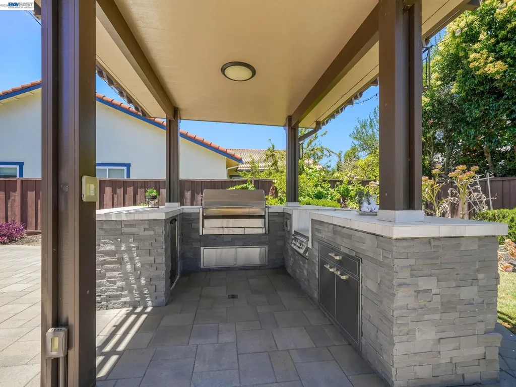 33590 Quail Run Road Fremont CA 94555