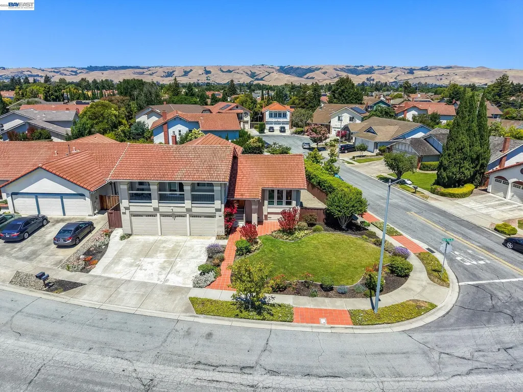 33590 Quail Run Road Fremont CA 94555