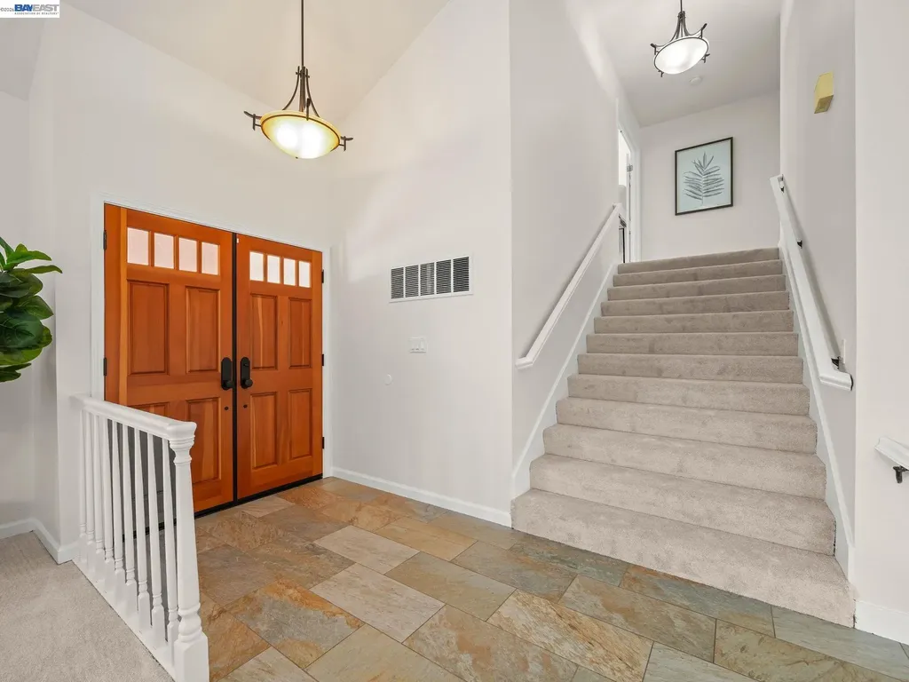 33590 Quail Run Road Fremont CA 94555