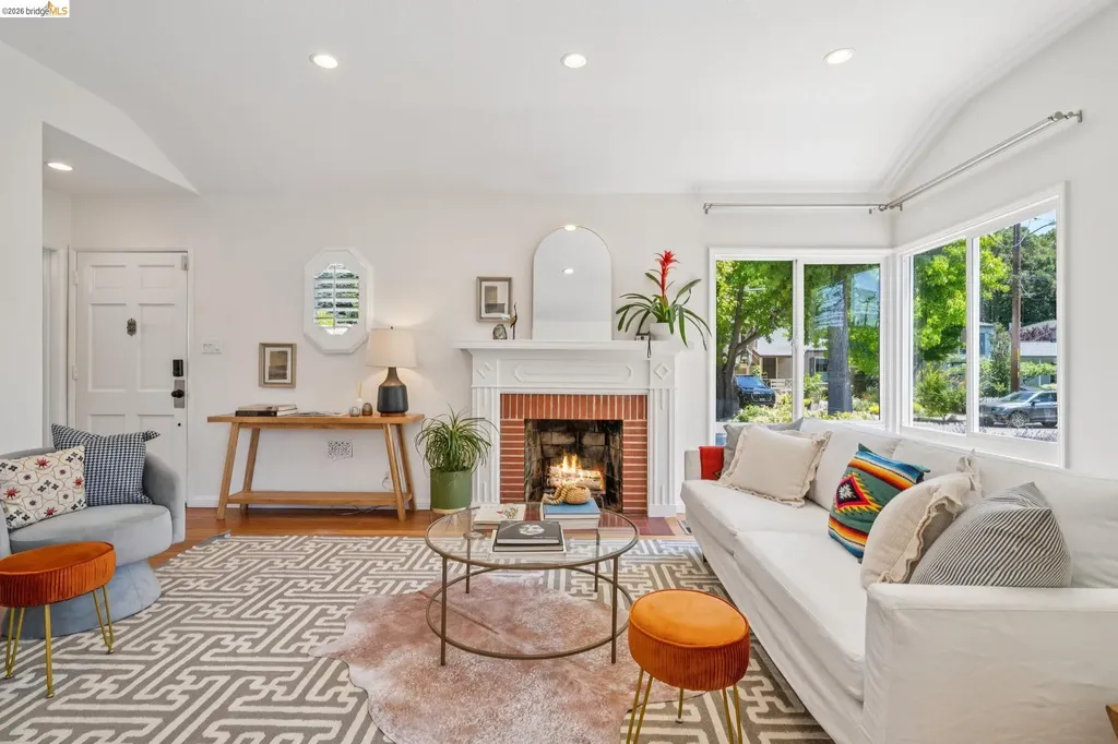 264 Marlow Drive Oakland CA 94605