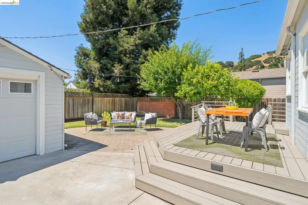 264 Marlow Drive Oakland CA 94605