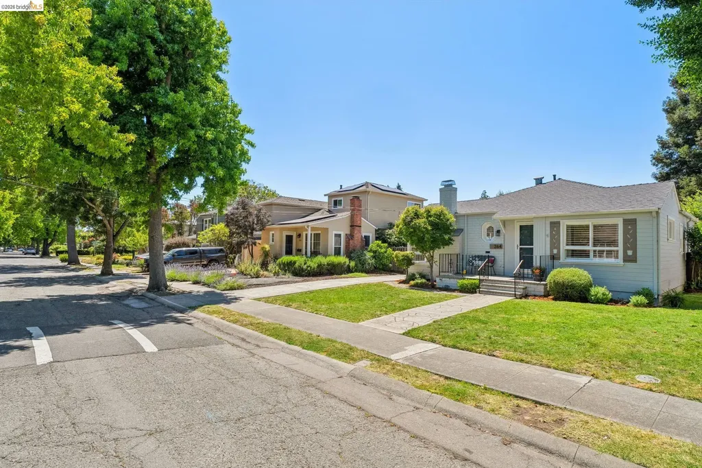 264 Marlow Drive Oakland CA 94605