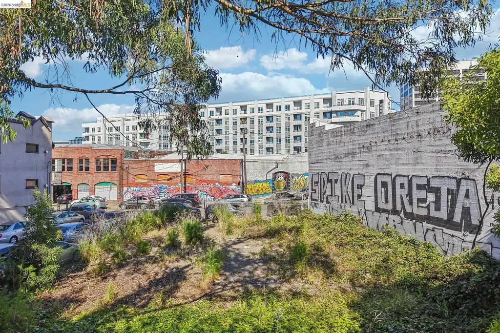 3070 Brook Street Oakland CA 94611