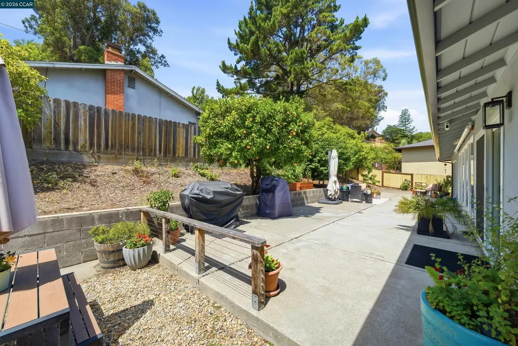 2297 Johanna Court Pinole CA 94564