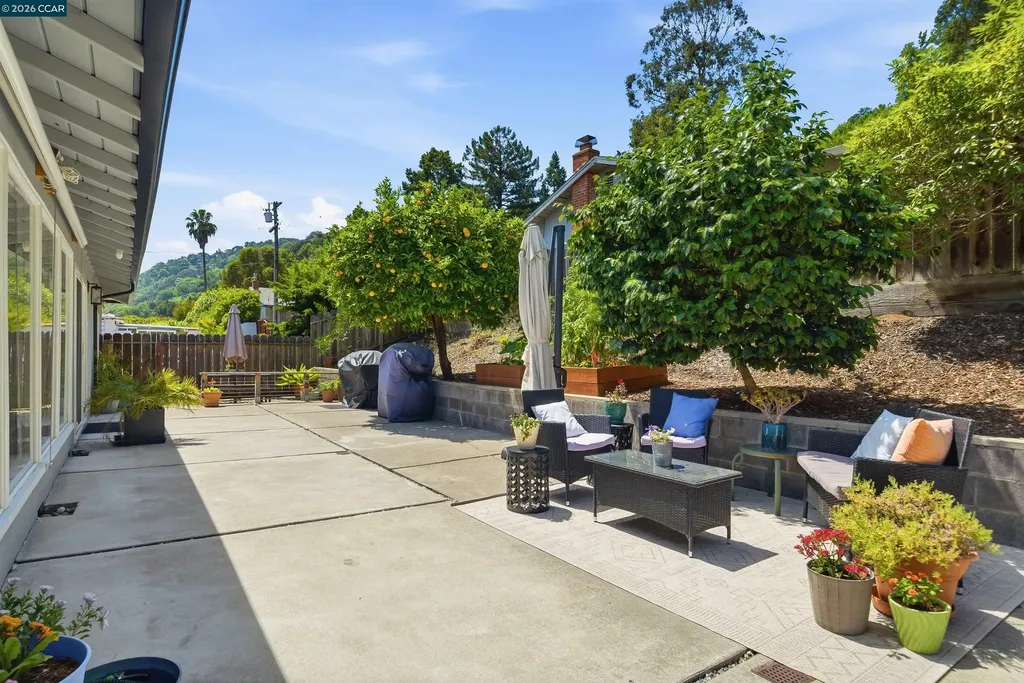 2297 Johanna Court Pinole CA 94564