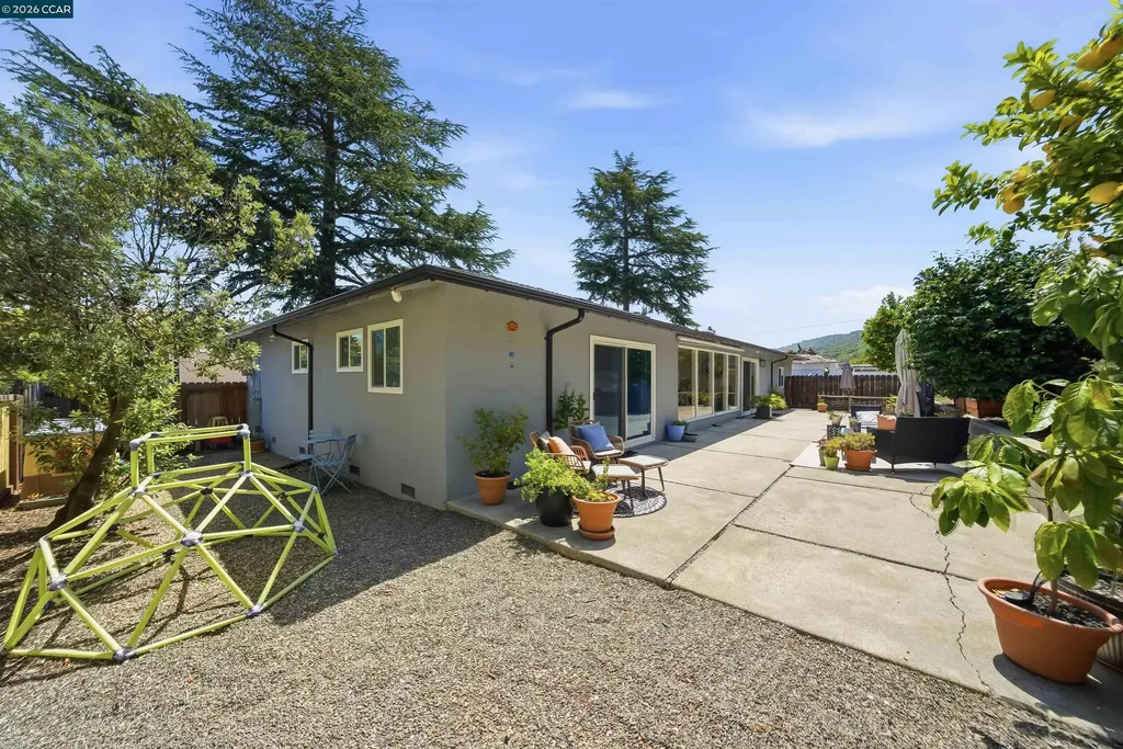 2297 Johanna Court Pinole CA 94564