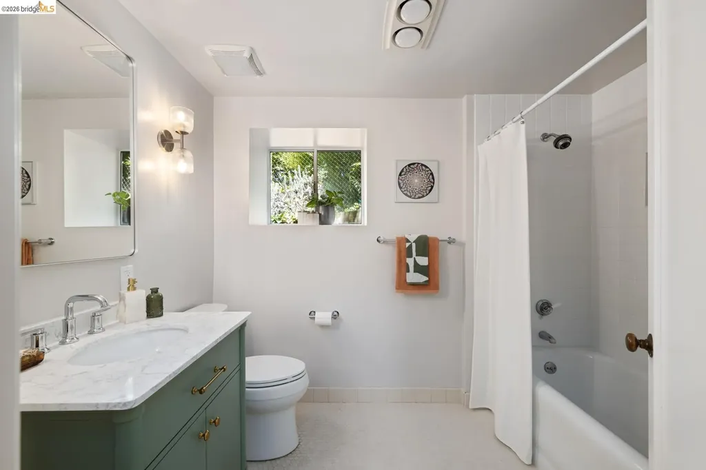 371 Rugby Avenue Berkeley CA 94708