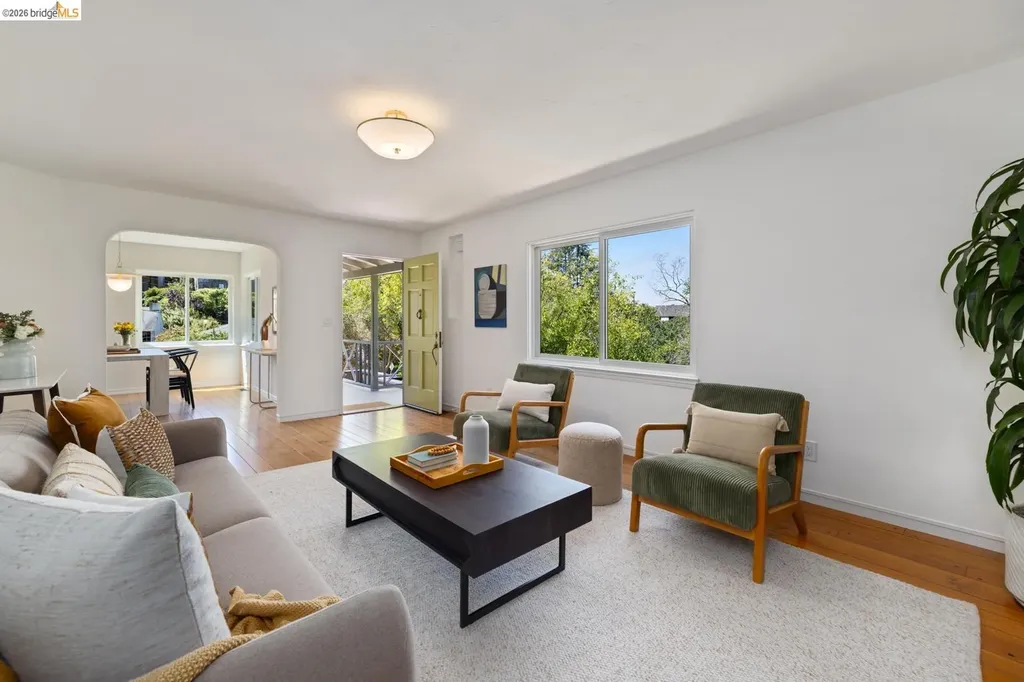 371 Rugby Avenue Berkeley CA 94708