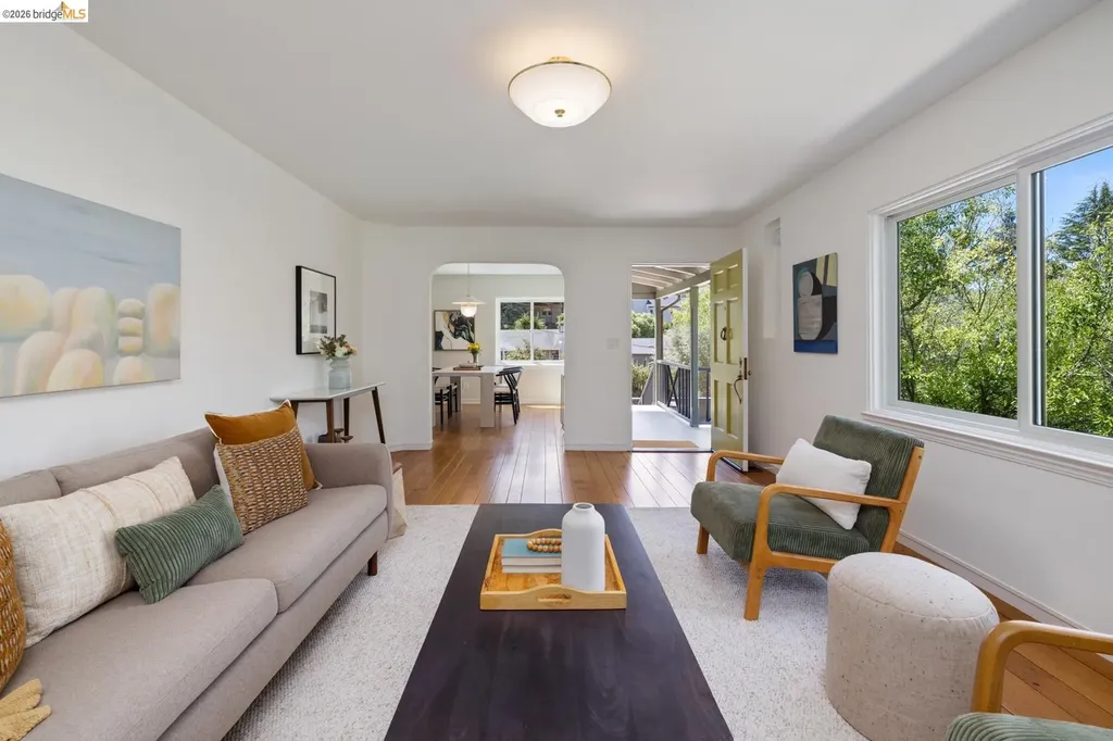 371 Rugby Avenue Berkeley CA 94708