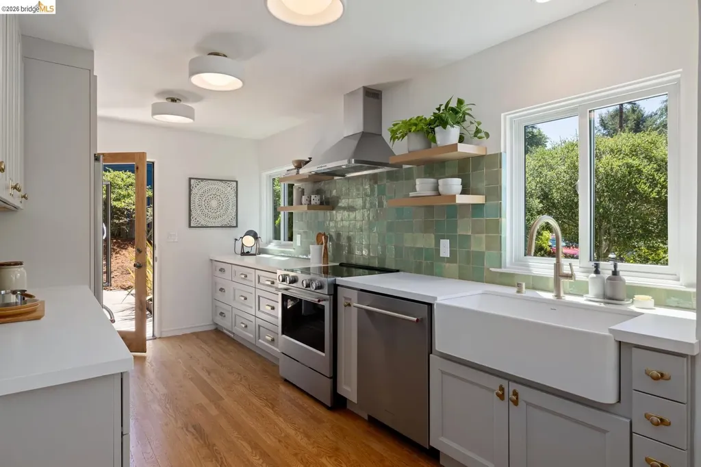 371 Rugby Avenue Berkeley CA 94708