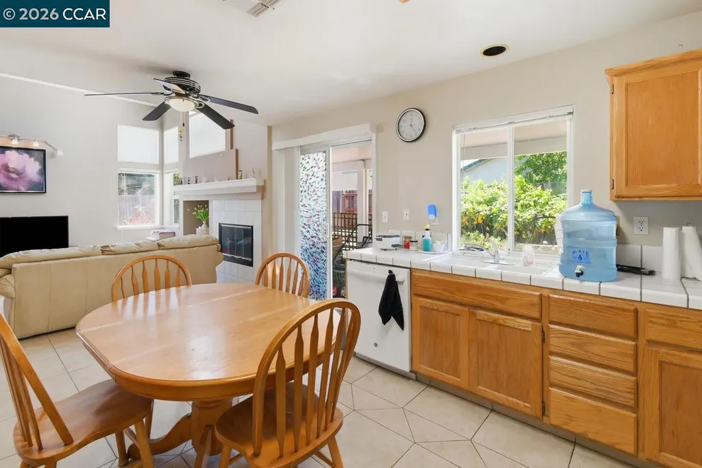 897 Sapphire Circle Vacaville CA 95687