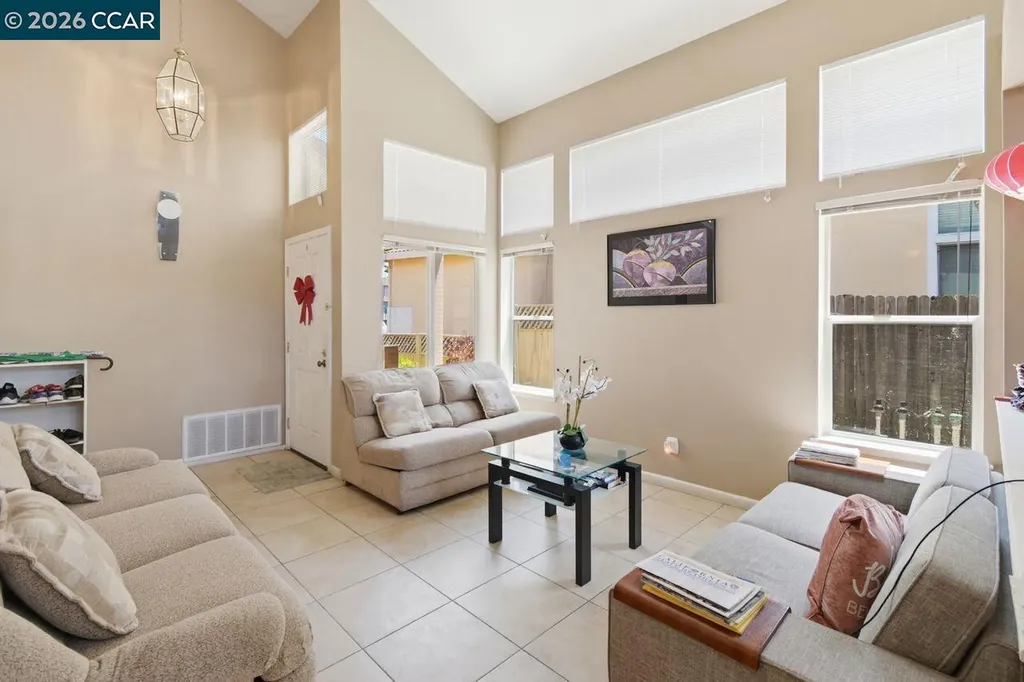 897 Sapphire Circle Vacaville CA 95687