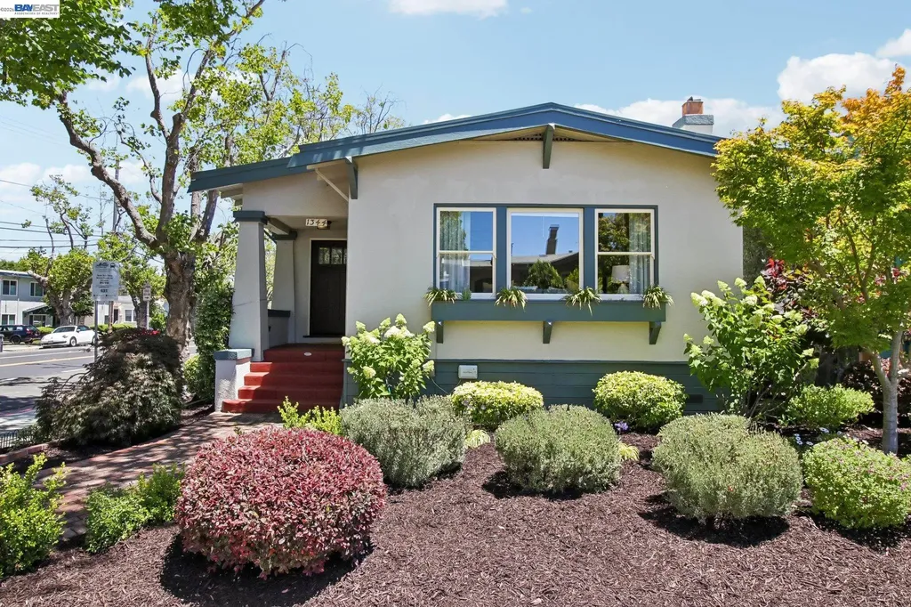 1344 Saint Charles Street Alameda CA 94501