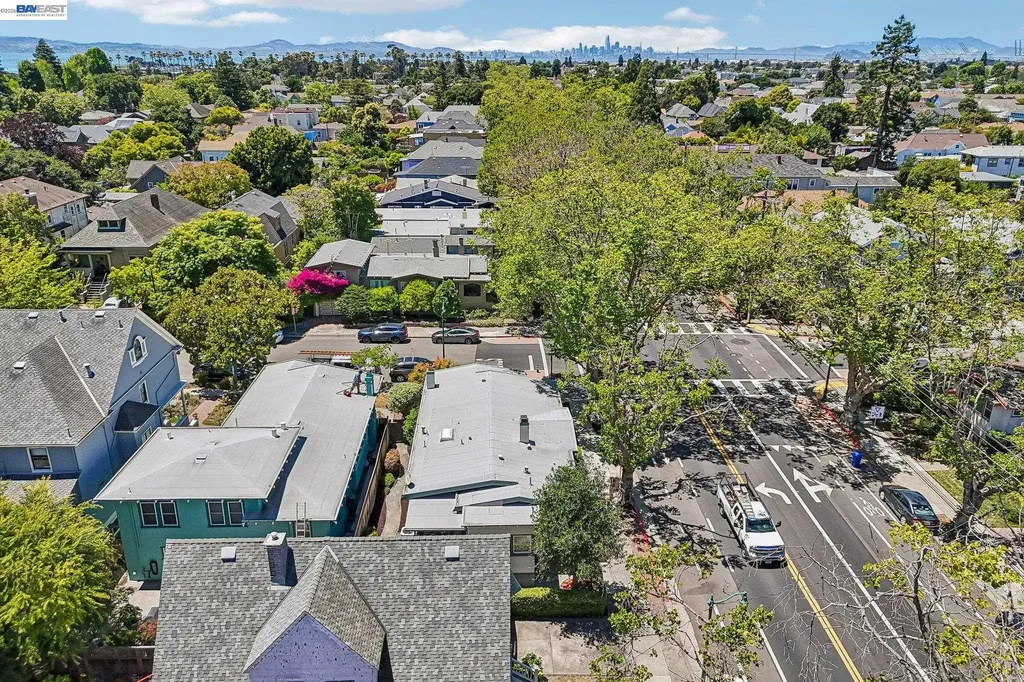 1344 Saint Charles Street Alameda CA 94501