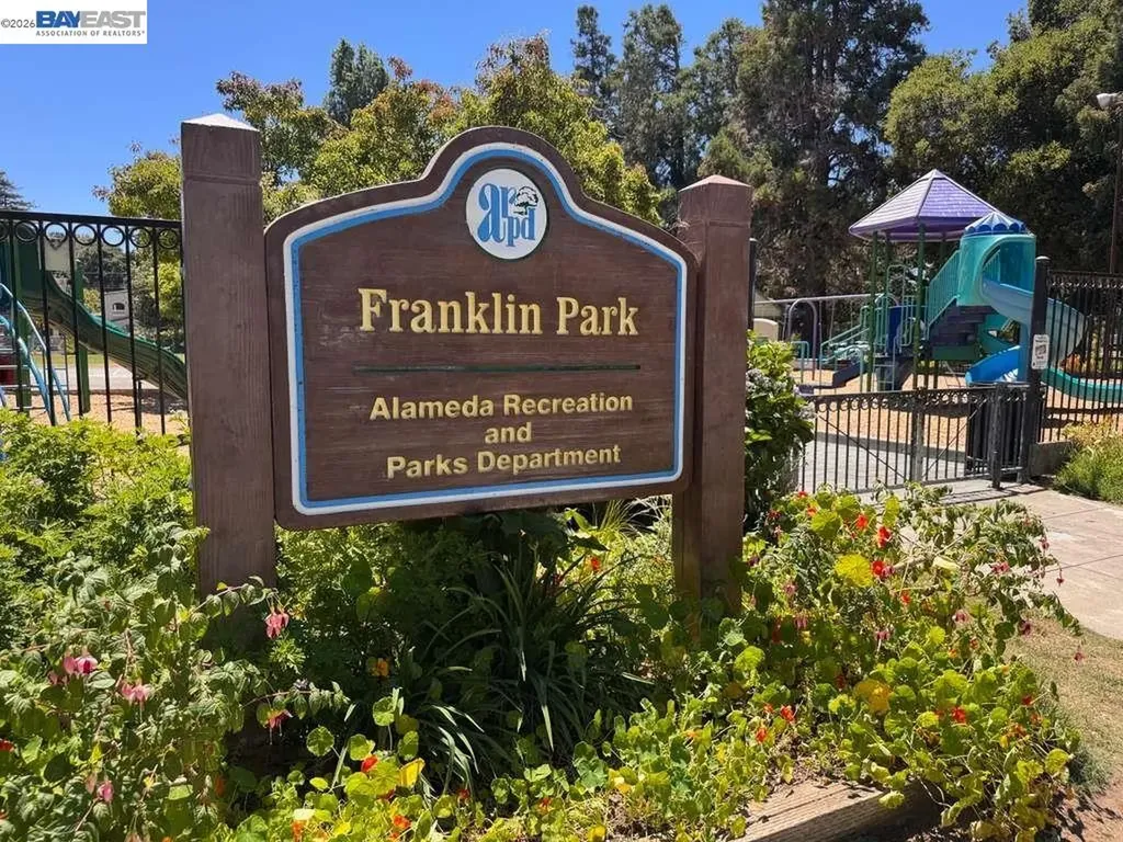 1344 Saint Charles Street Alameda CA 94501