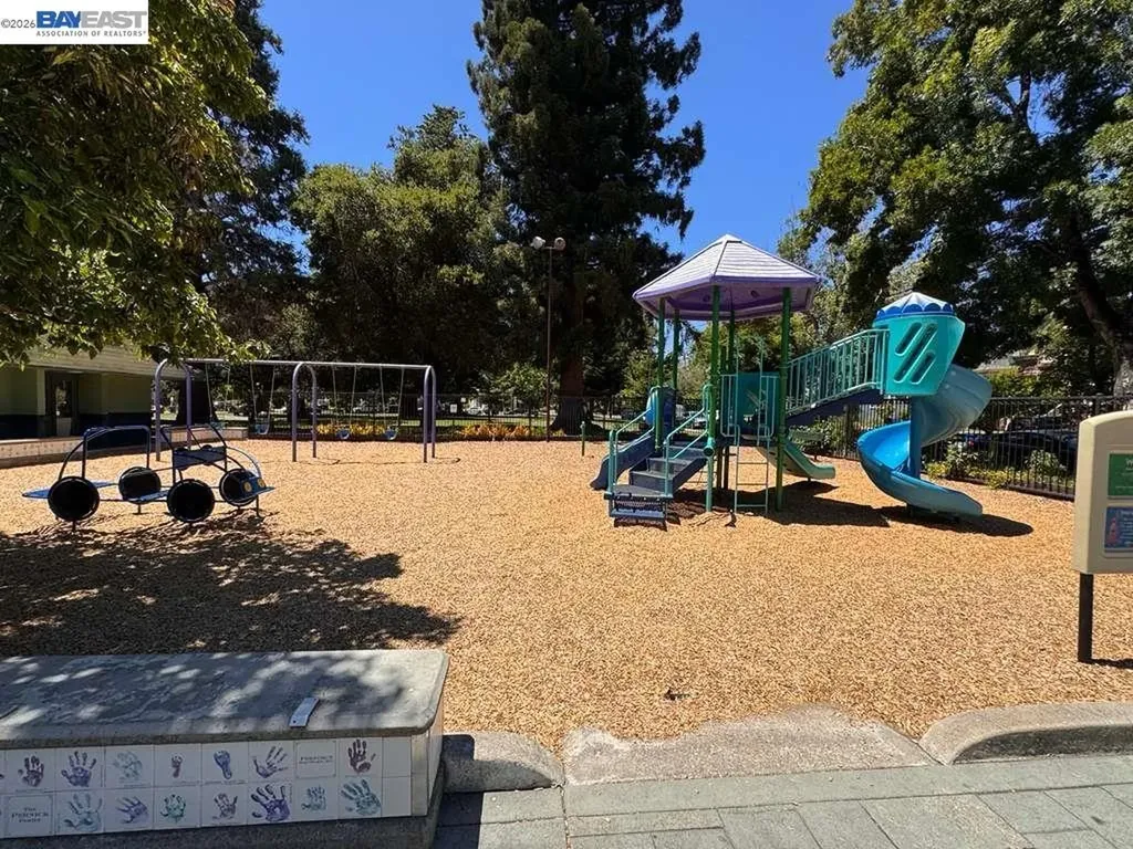 1344 Saint Charles Street Alameda CA 94501