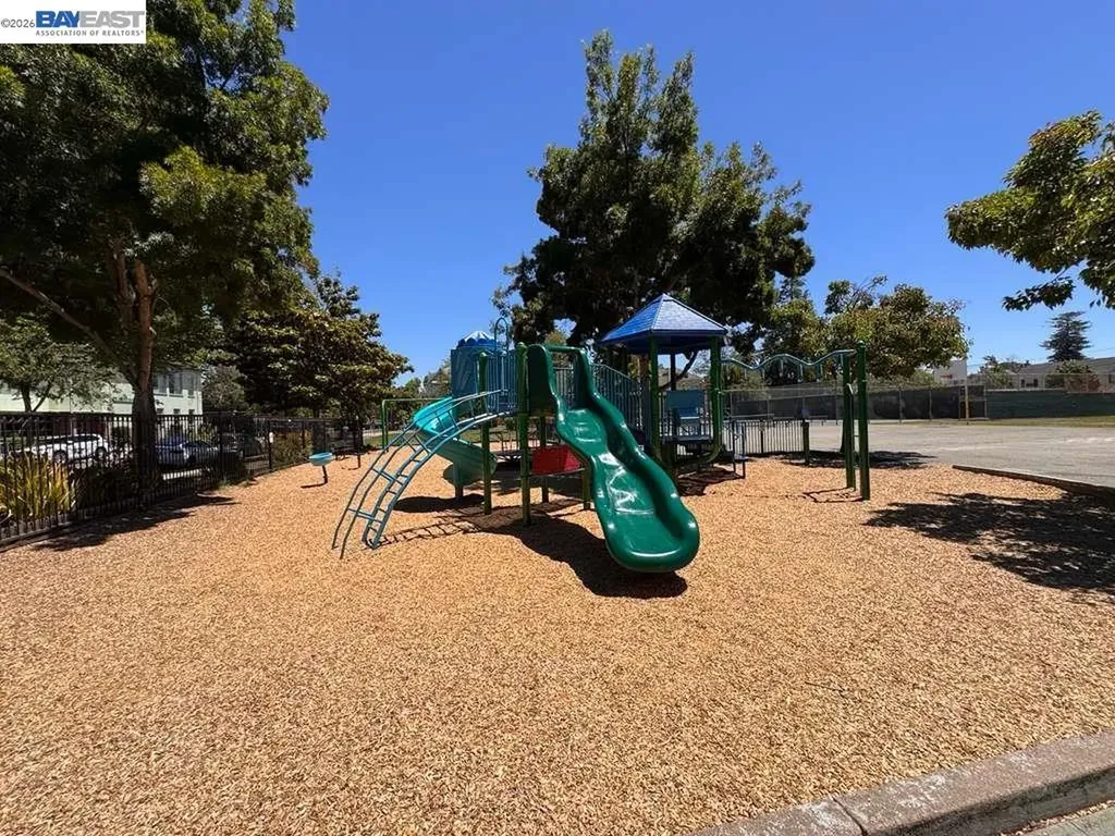 1344 Saint Charles Street Alameda CA 94501