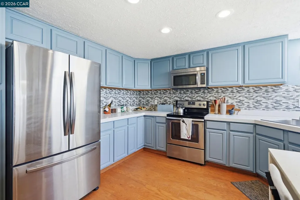46 Edgewater Place Pittsburg CA 94565