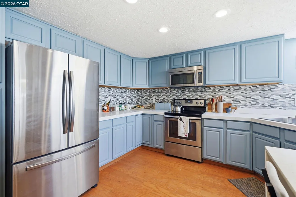 46 Edgewater Place Pittsburg CA 94565