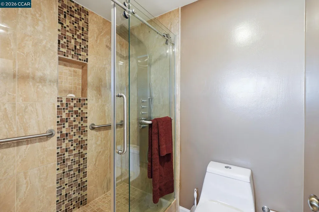 46 Edgewater Place Pittsburg CA 94565
