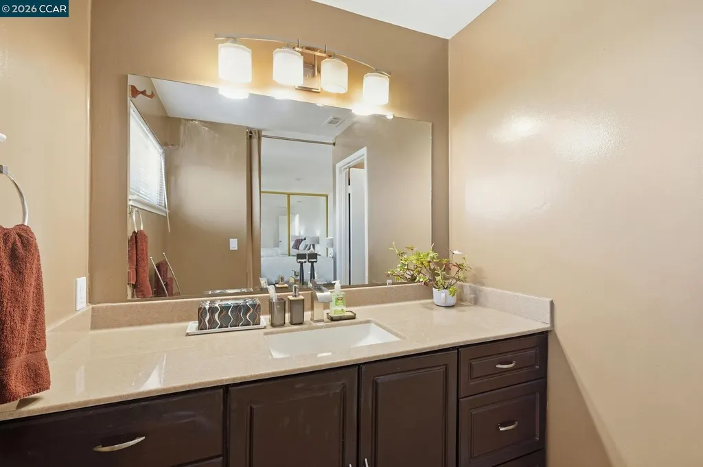 46 Edgewater Place Pittsburg CA 94565