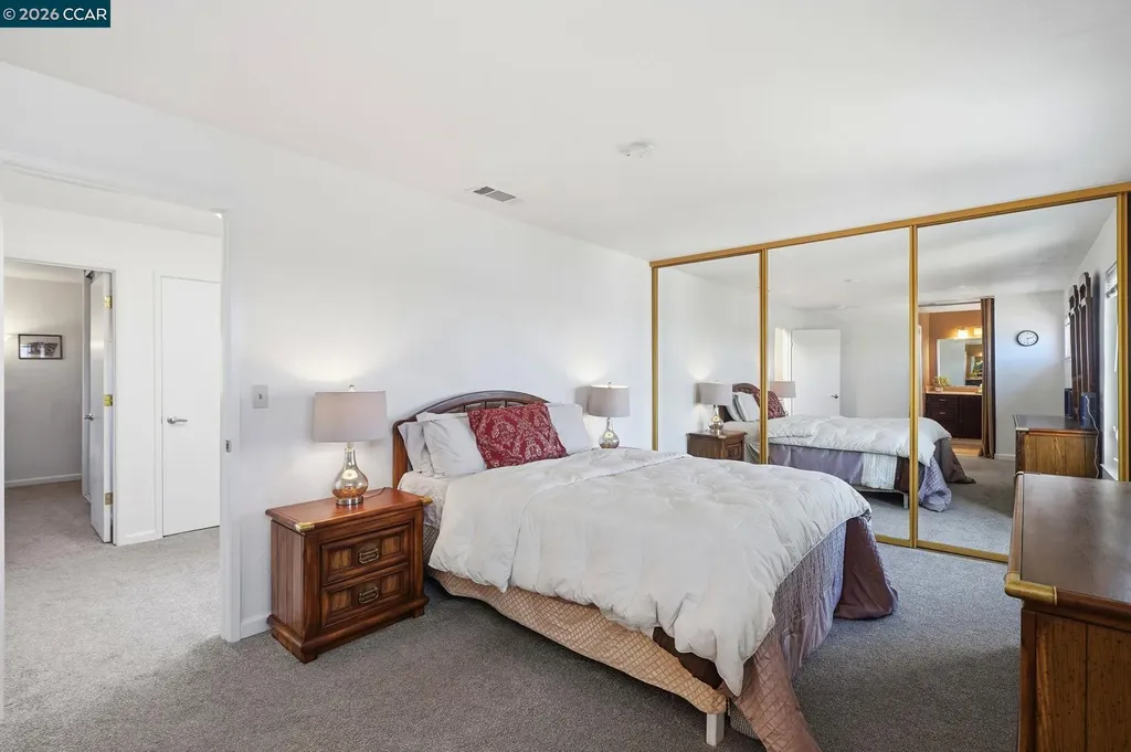 46 Edgewater Place Pittsburg CA 94565