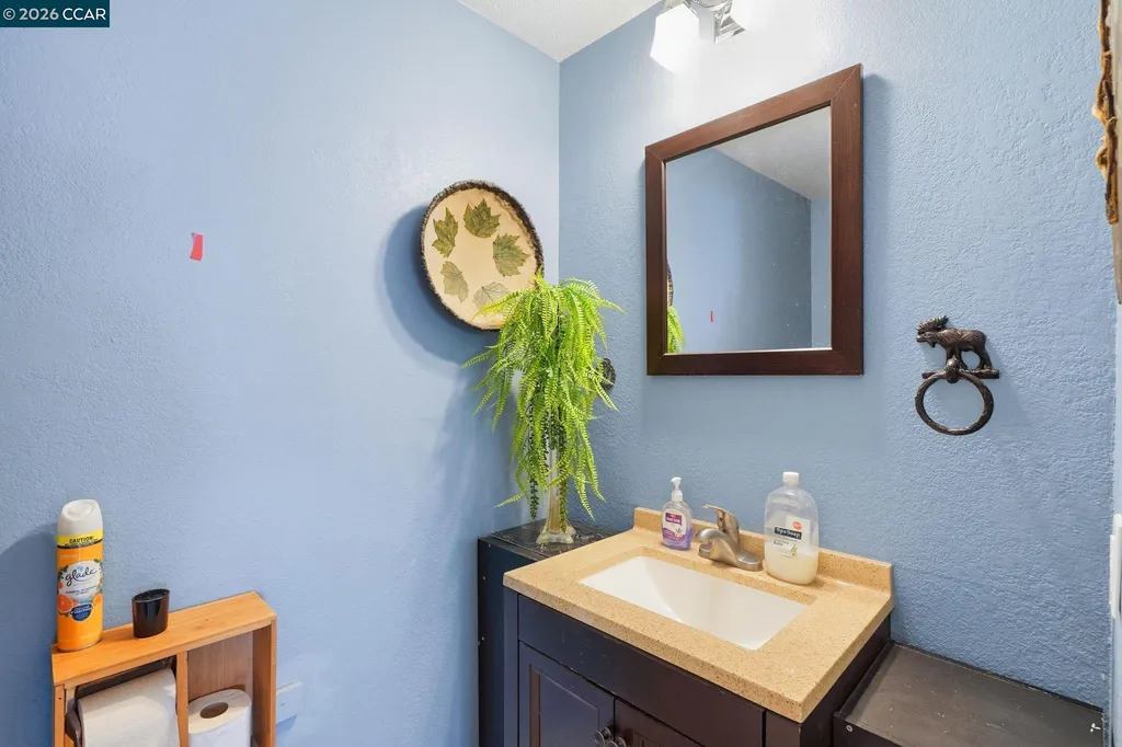 46 Edgewater Place Pittsburg CA 94565