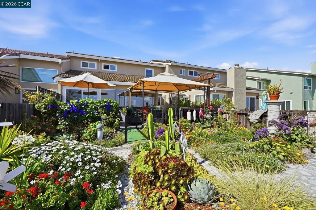 46 Edgewater Place Pittsburg CA 94565
