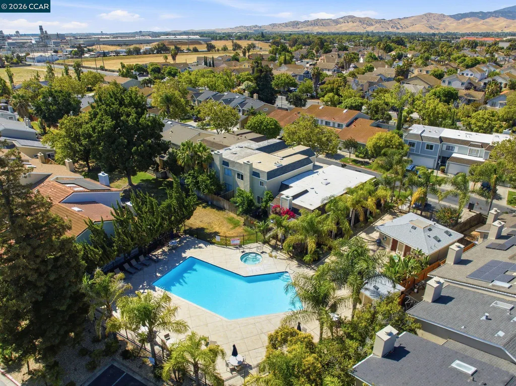 46 Edgewater Place Pittsburg CA 94565