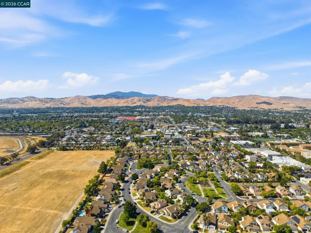 46 Edgewater Place Pittsburg CA 94565