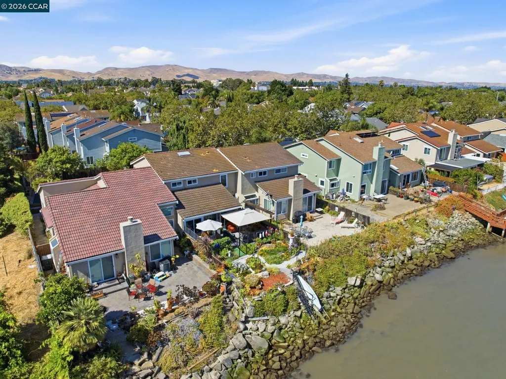 46 Edgewater Place Pittsburg CA 94565