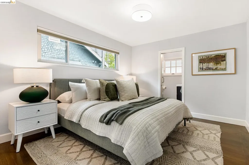 5641 Miles Avenue Oakland CA 94618