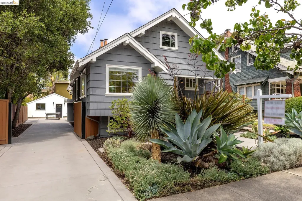 5641 Miles Avenue Oakland CA 94618