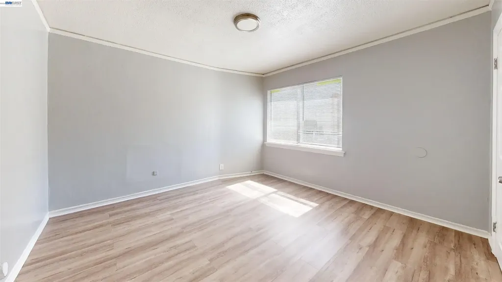 6625 Bancroft Avenue Oakland CA 94605