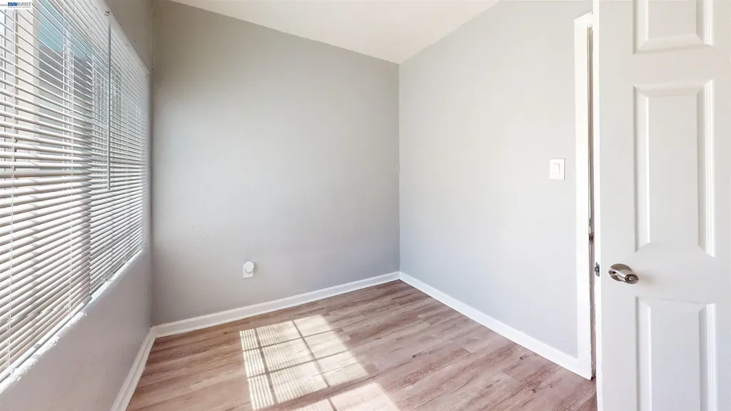 6625 Bancroft Avenue Oakland CA 94605