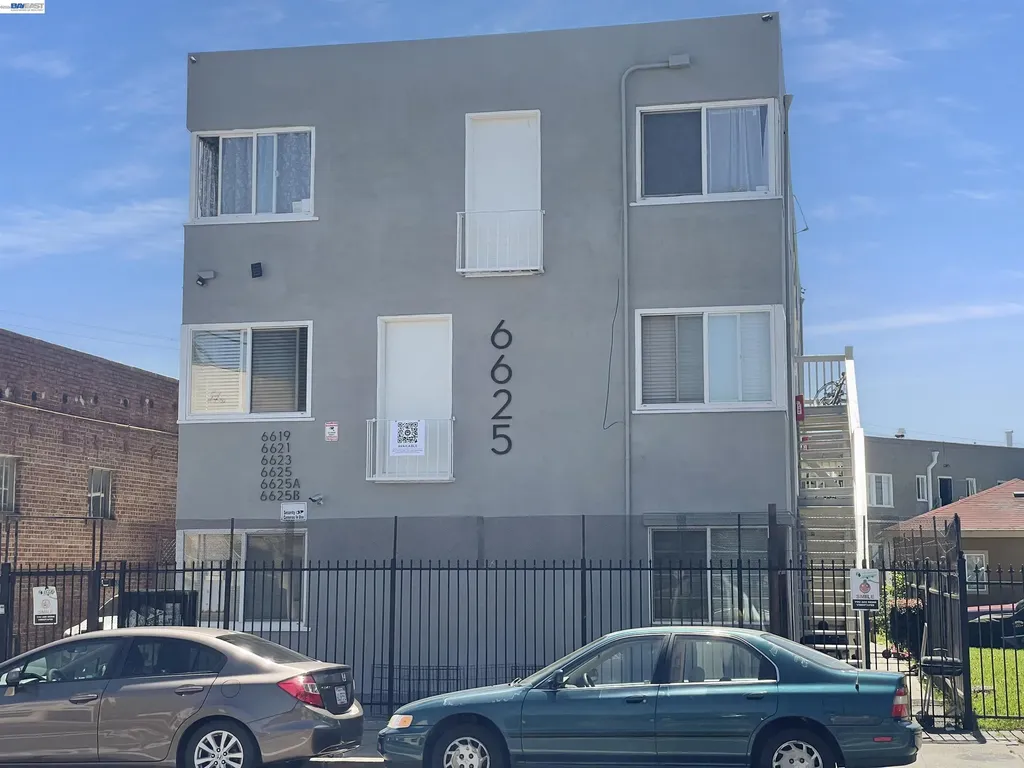 6625 Bancroft Avenue Oakland CA 94605