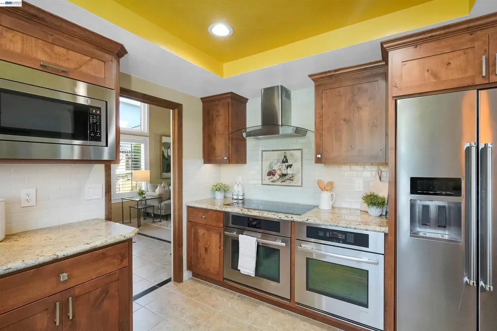 5922 Charter Oaks Drive Castro Valley CA 94552