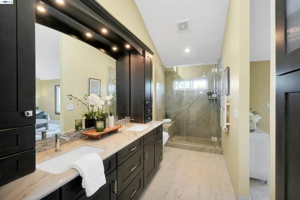 5922 Charter Oaks Drive Castro Valley CA 94552