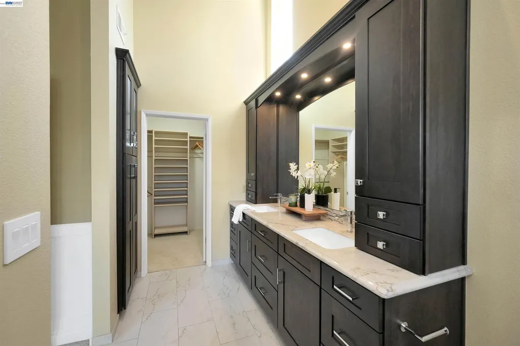 5922 Charter Oaks Drive Castro Valley CA 94552