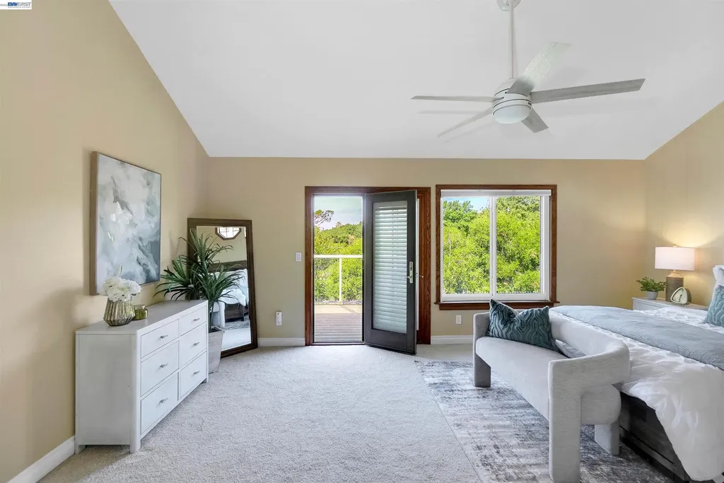5922 Charter Oaks Drive Castro Valley CA 94552